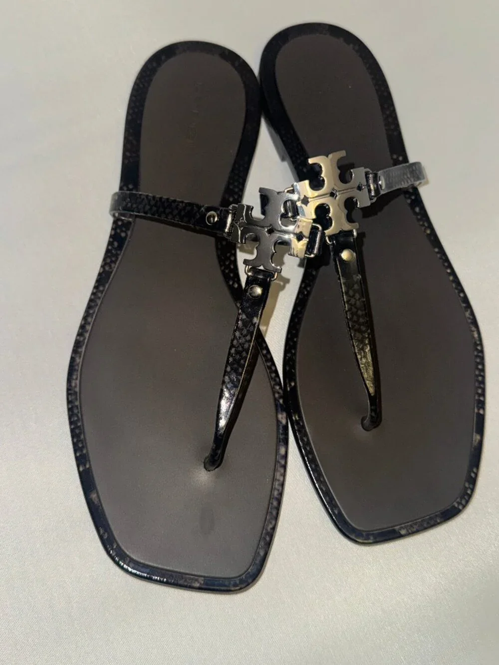 Tory Burch Jelly Sandals Thong Size 10